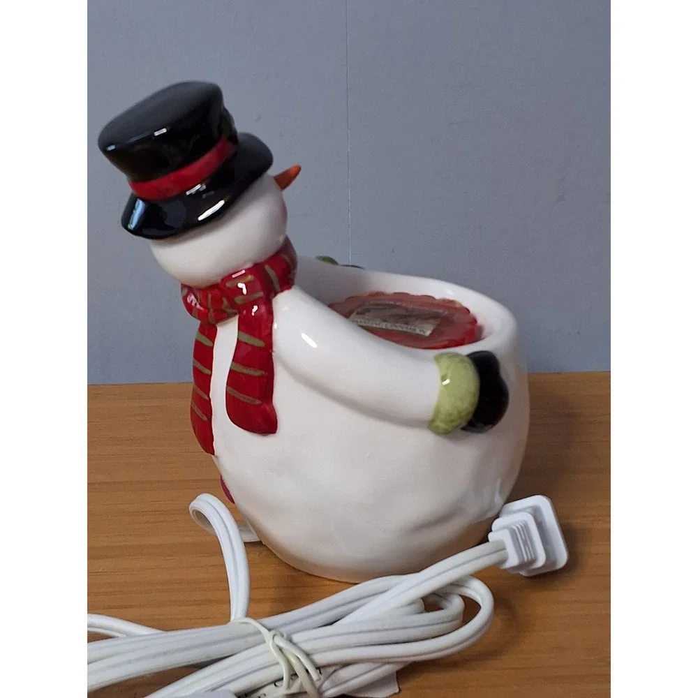 Yankee Candle Electric Snowman Wax Melt Warmer Ceramic Christmas Holiday Works!